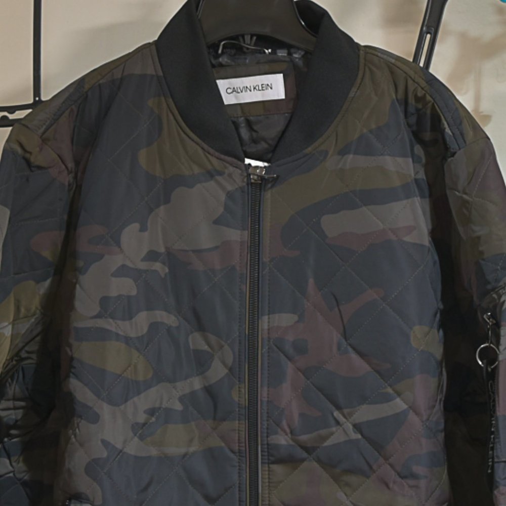 Calvin Klein Men's Quilted Bomber Jacket GREEN‎ size M L XL XXL